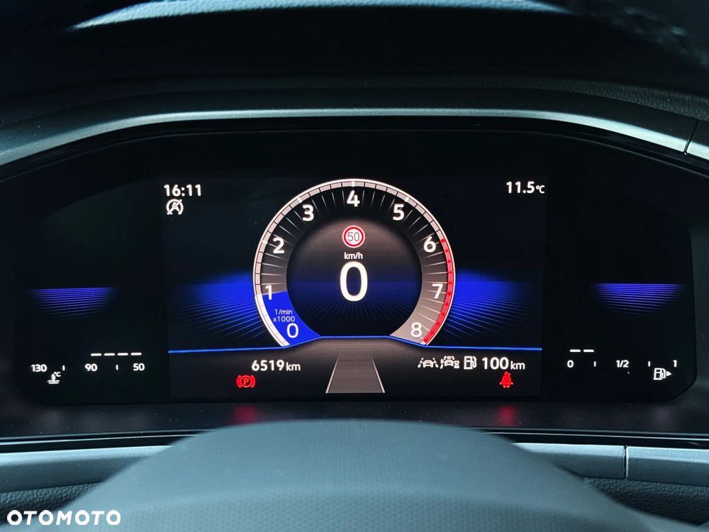 Volkswagen T-Roc 1.0 TSI Life Plus - 29