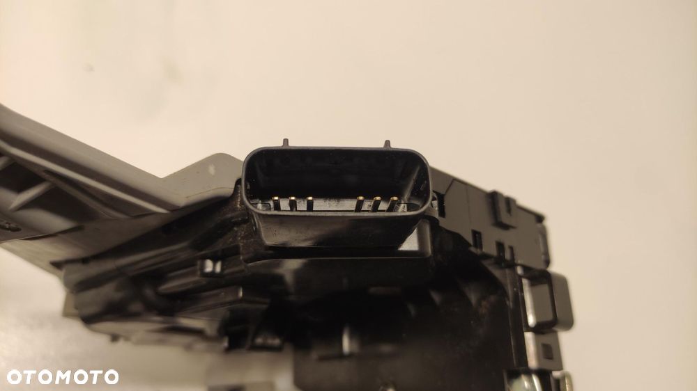 HYUNDAI TUCSON II ZAMEK DRZWI PRAWY TYŁ TYLNY 15-21 81420-D7610 - 4