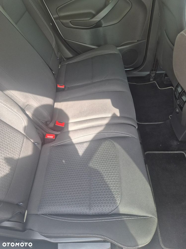 Ford Kuga 1.5 EcoBoost 2x4 Titanium - 17