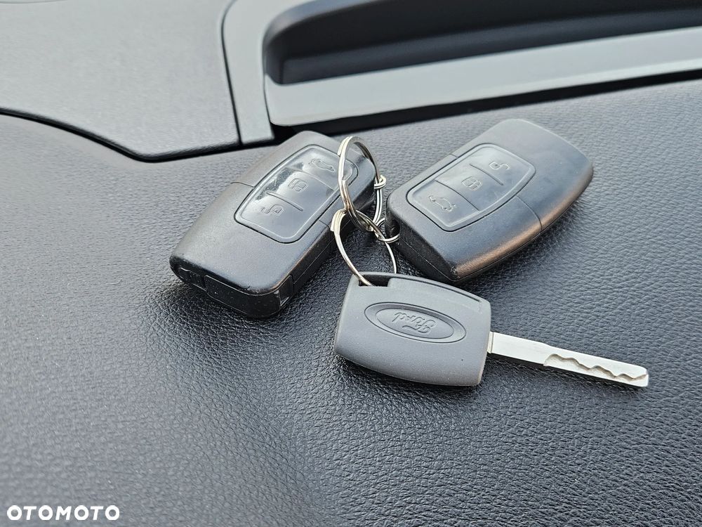 Ford Kuga 2.0 TDCi Trend - 19
