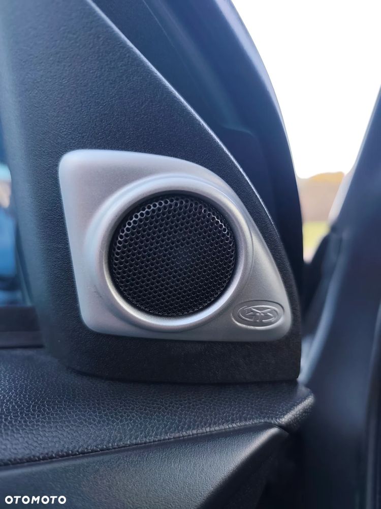 Mitsubishi Lancer 1.8 CVT Intense - 23