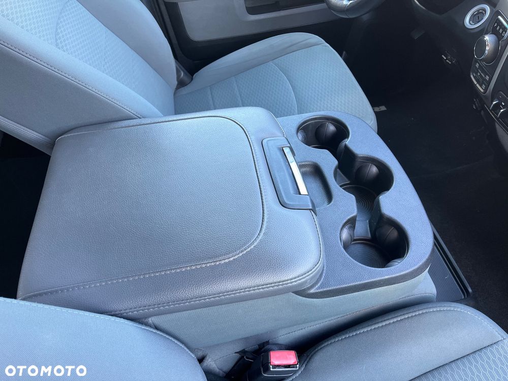 RAM 1500 5.7 Crew Cab Bighorn - 18