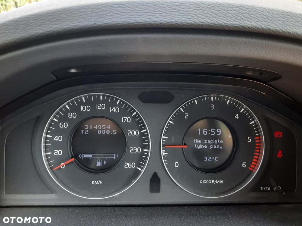 Volvo V70 2.4 D DPF Momentum - 7