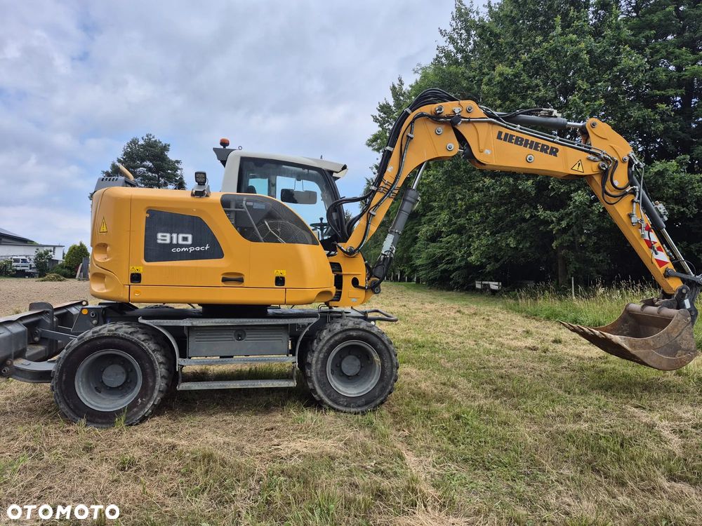 Liebherr 910 - 1