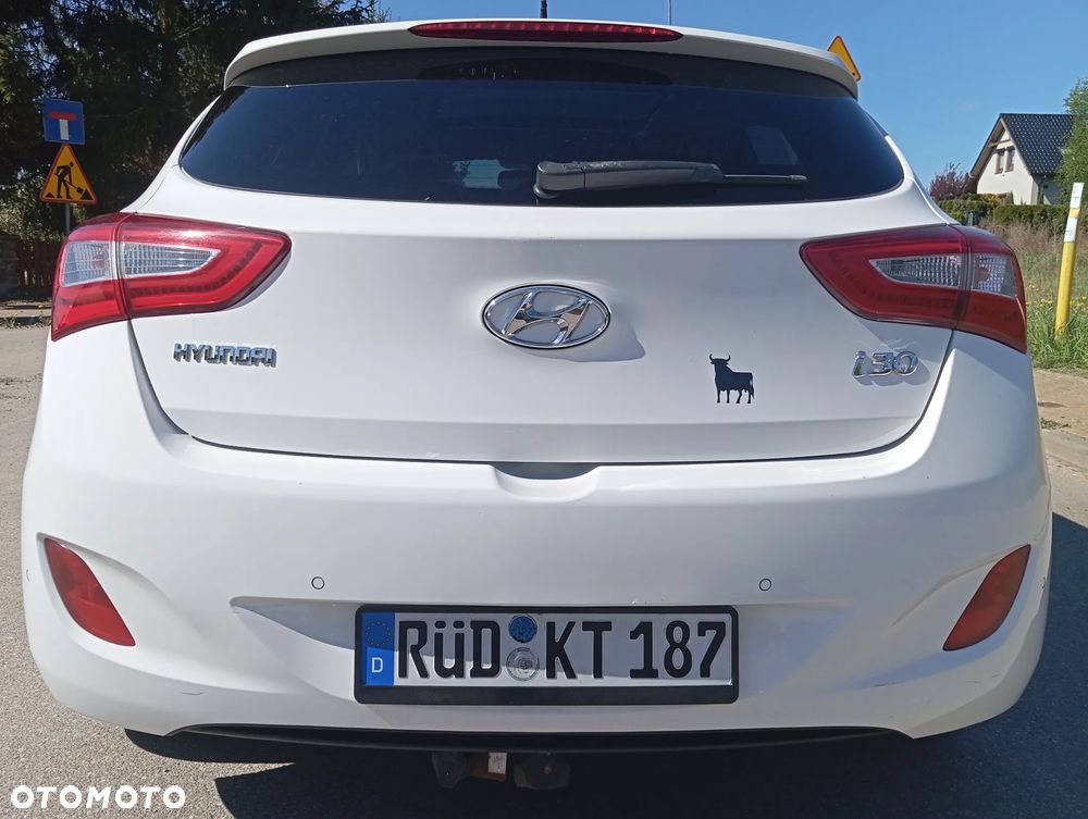 Hyundai i30 blue 1.6 CRDi YES Gold - 21