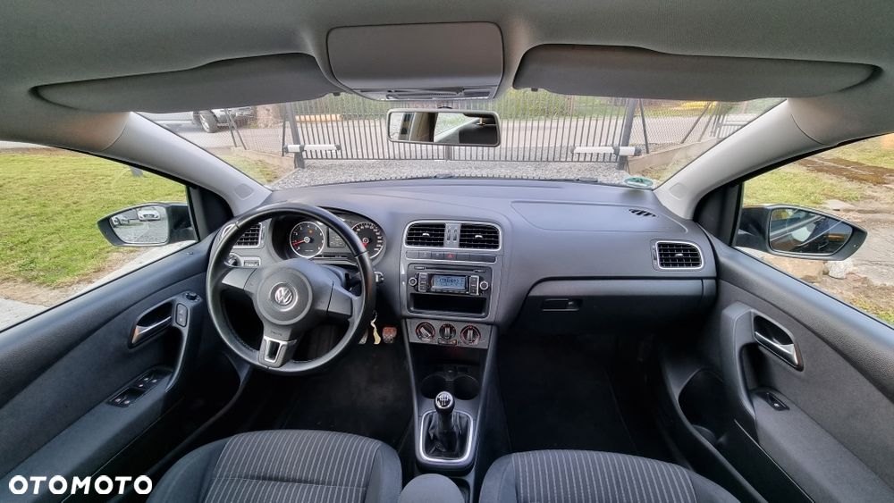Volkswagen Polo - 8