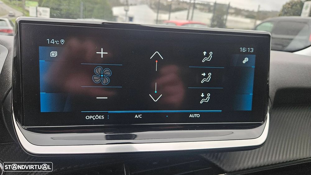 Peugeot 2008 1.5 BlueHDi Allure Pack EAT8 - 2