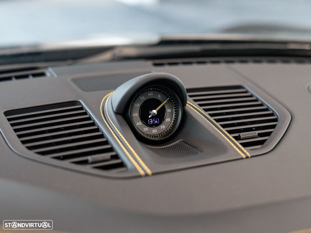 Porsche 911 (992) - 52