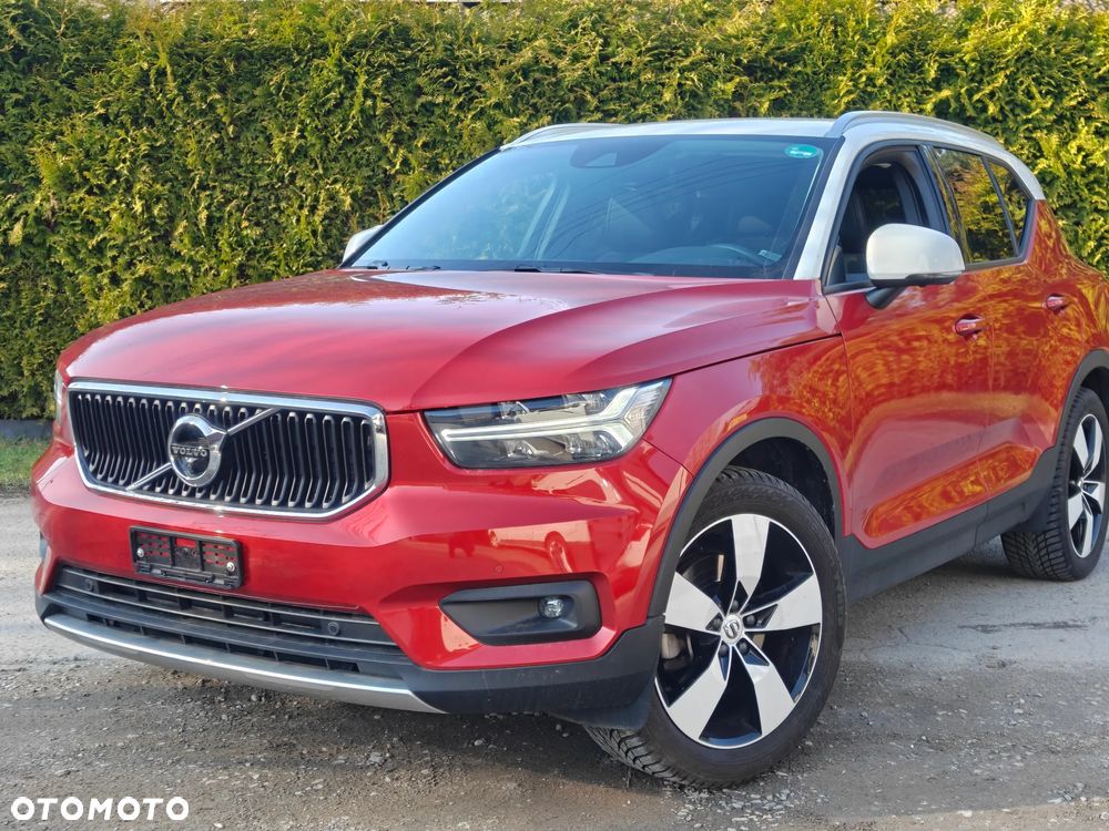 Volvo XC 40 T4 AWD Geartronic Momentum Pro - 2