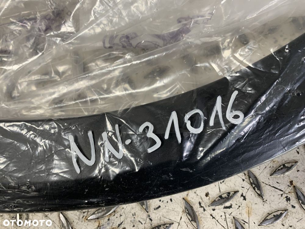 NOWA ORYGINALNA LISTWA BŁOTNIKA LEWA PRZEDNIA LEWY PRZÓD CITROEN C4 III 3 20-25 9832959080 - 9