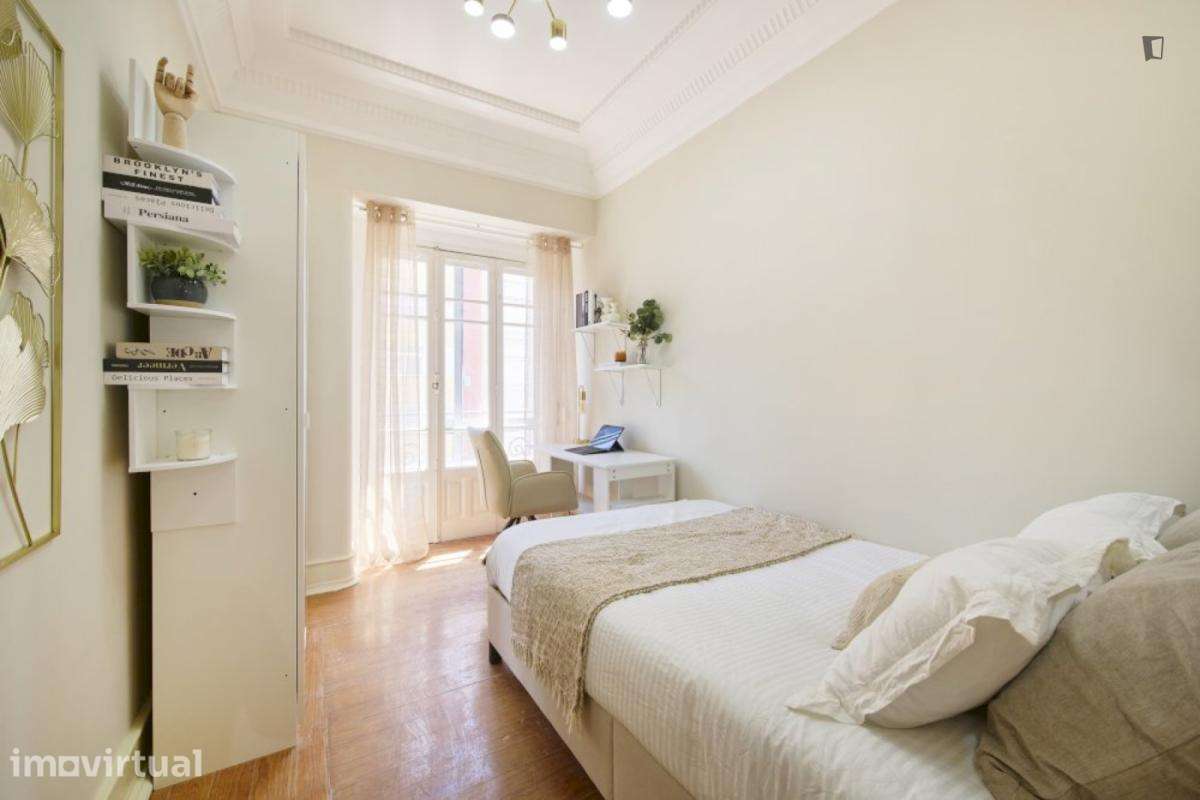 Quarto - localizado em Arroios Lisbon - Grande imagem: 2/26