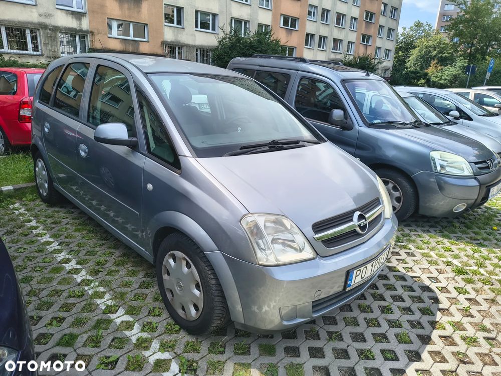 Opel Meriva 1.6 16V Essentia Easytronic - 1