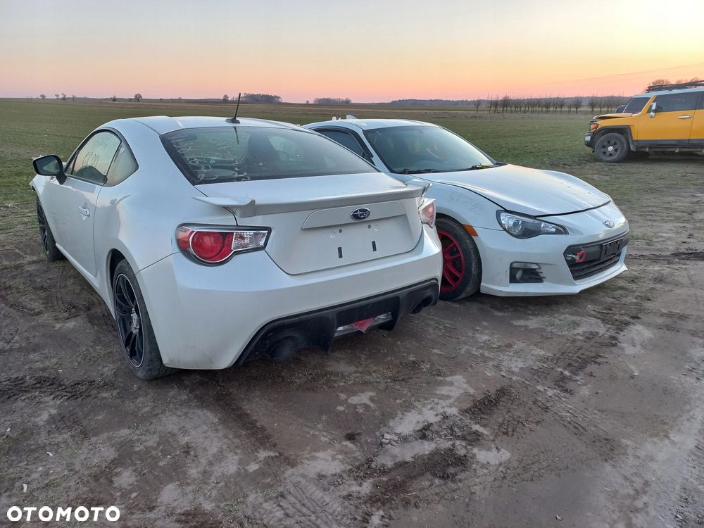 TOYOTA GT86 Subaru BRZ tył ćwiartka pas błotnik - 8