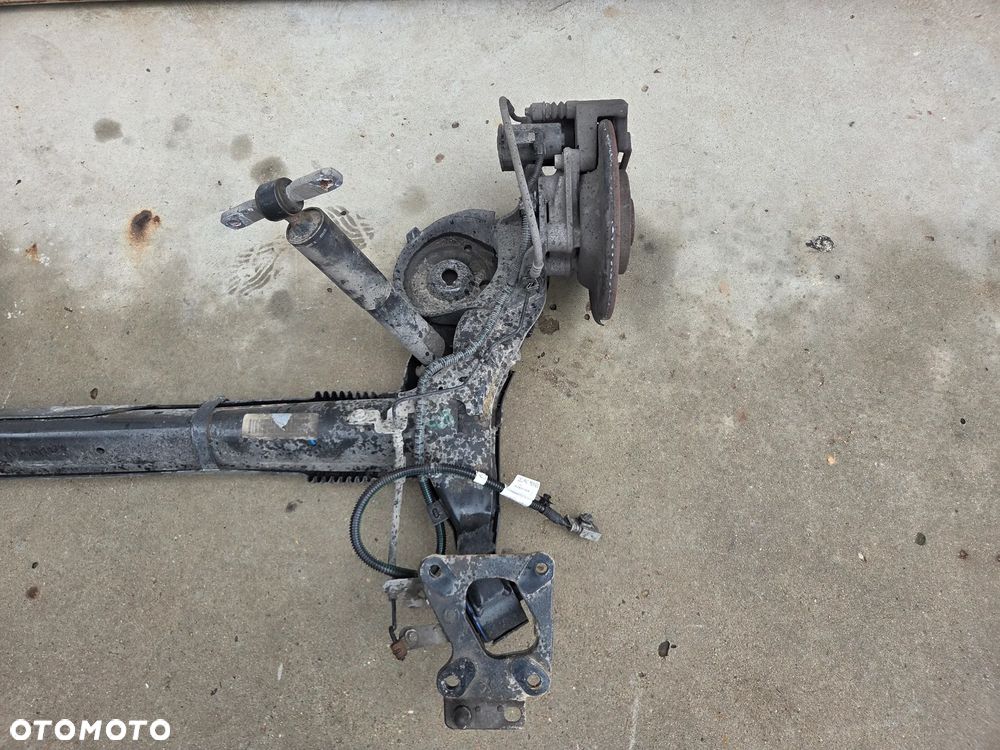 Belka tylna zawieszenia oś Citroen Berlingo IV Peugeot Partner IV Rifter - 3