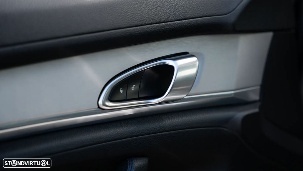 Porsche Panamera S Hybrid - 32