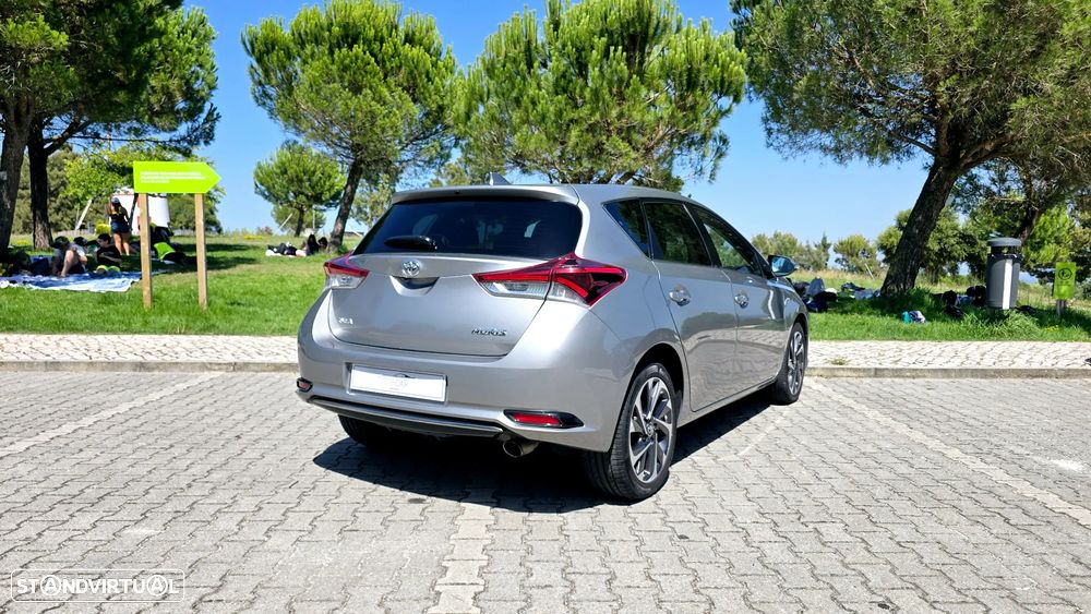 Toyota Auris 1.2T Comfort+Pack Techno +P.Sport - 6