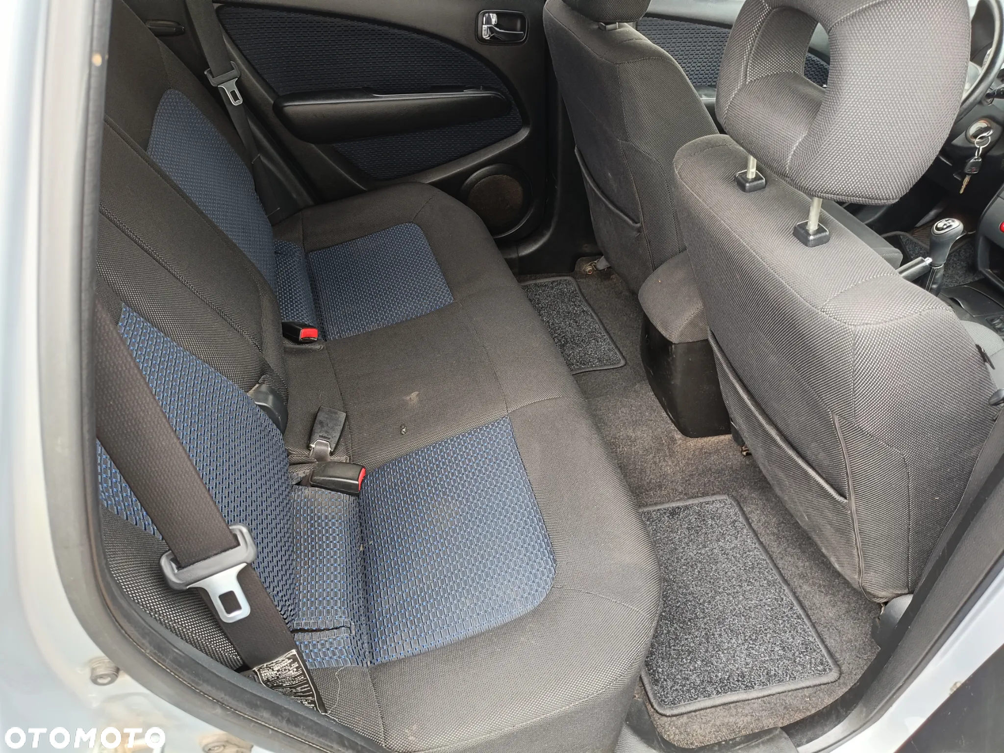 Mitsubishi Outlander 2.4 Dakar - 16