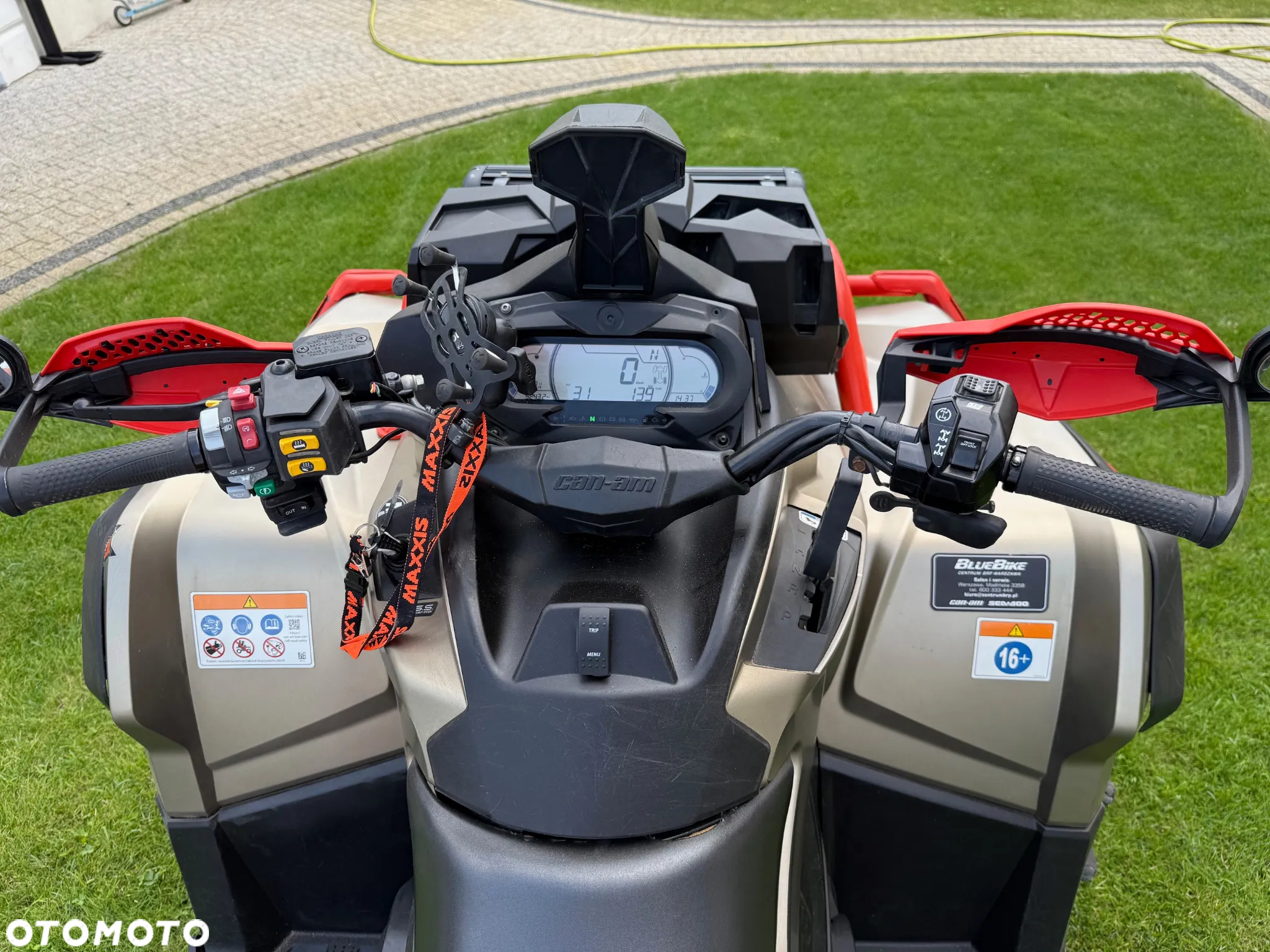 Can-Am Outlander Max - 20
