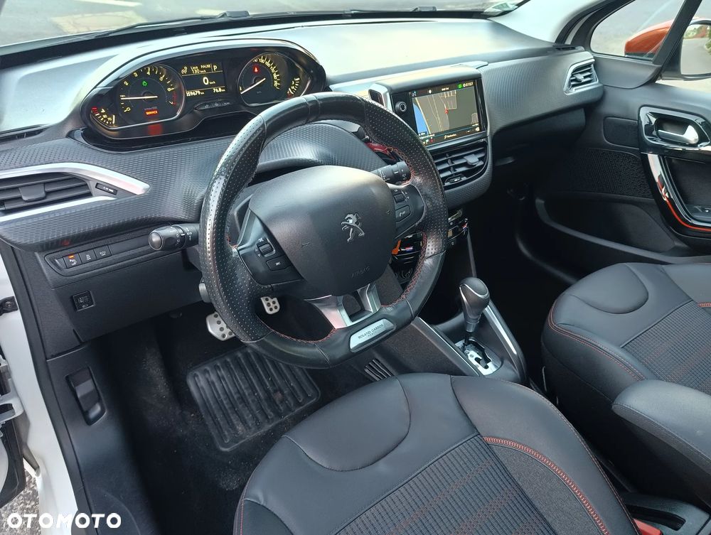 Peugeot 208 PureTech 110 Stop & Start EAT6 Tech Edition - 22