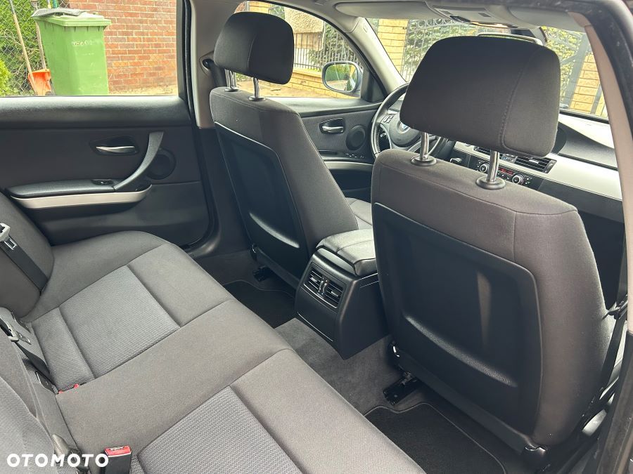 BMW Seria 3 320d DPF - 15