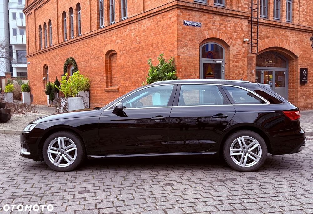 Audi A4 Avant 40 TFSI S tronic - 10
