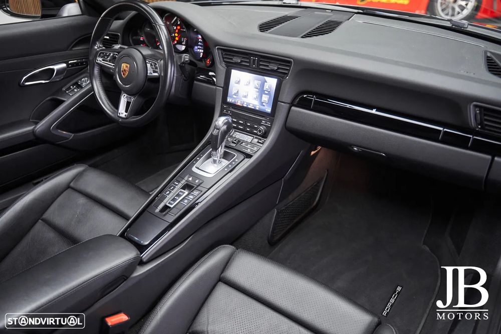 Porsche 911 (991) Carrera 2 PDK - 24