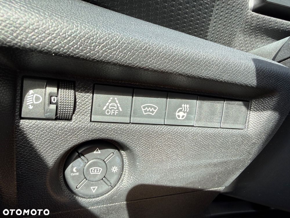 Citroën C4 1.2 PureTech Shine S&S EAT8 - 15