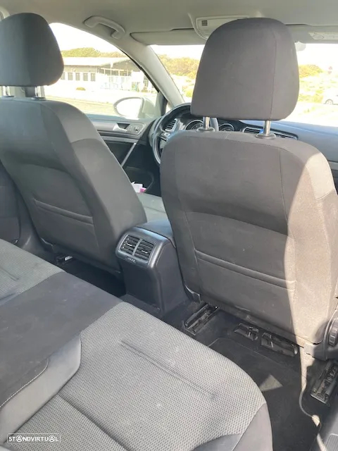 VW Golf 1.0 TSI Confortline - 6
