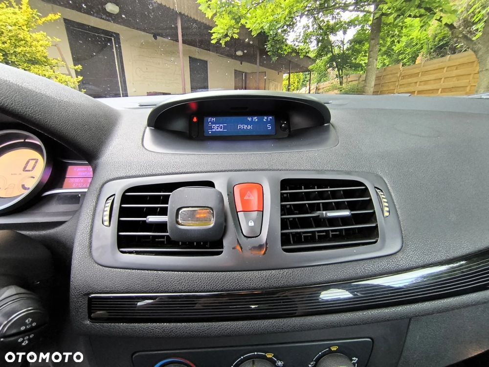 Renault Megane 1.6 16V Expression - 14