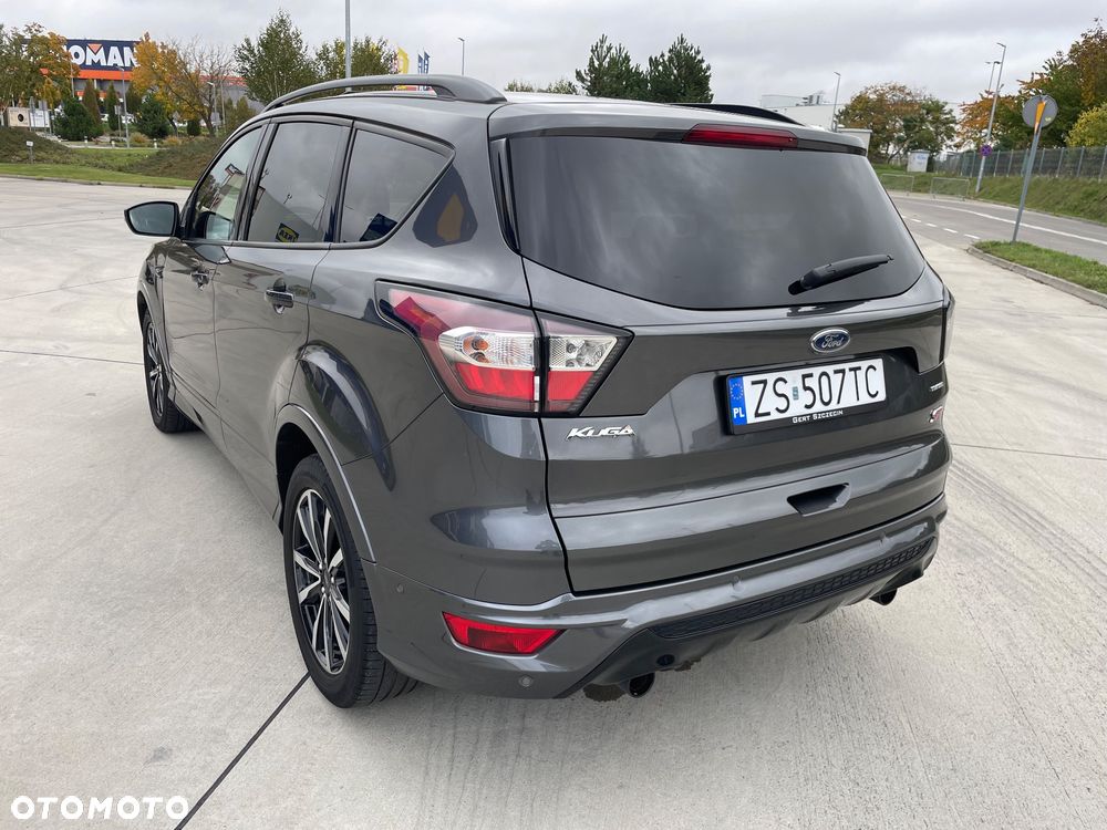 Ford Kuga 1.5 EcoBoost 2x4 ST-Line - 5