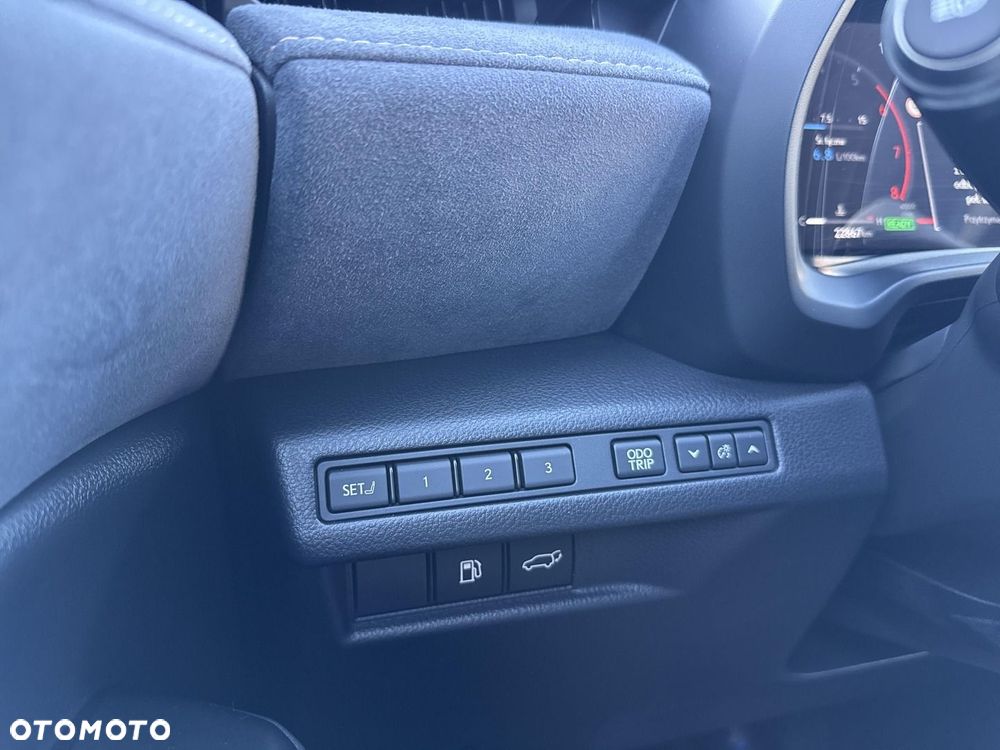 Lexus LBX 1.5 Hybrid Cool - 17