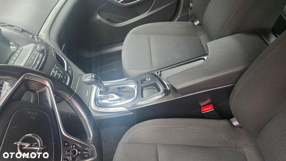 Opel Insignia CT 2.0 CDTI - 2