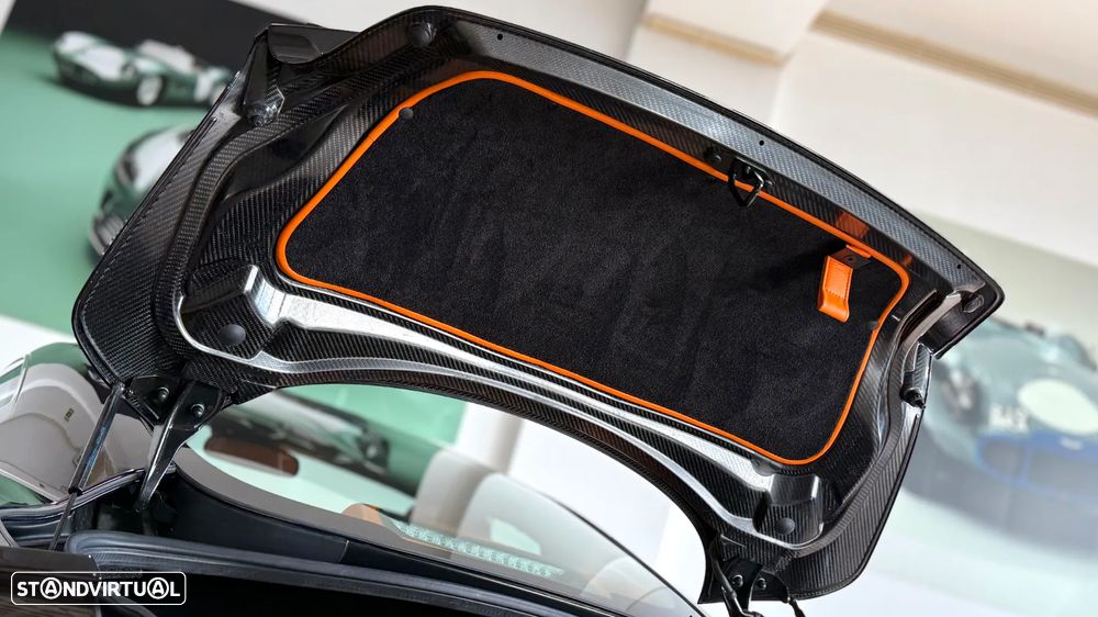 Aston Martin Vanquish Touchtronic 2 - 41