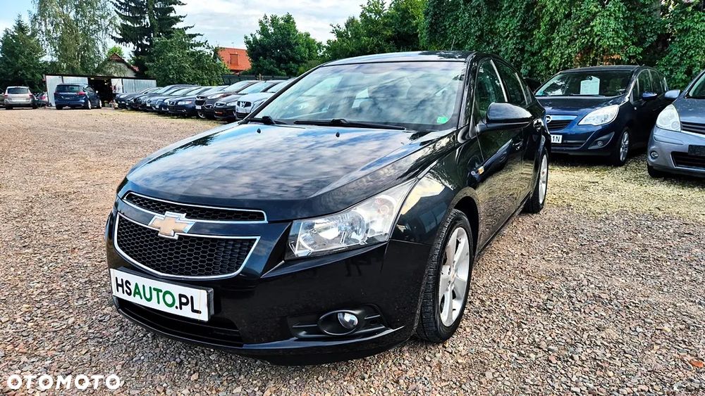 Chevrolet Cruze 1.6 LS - 26