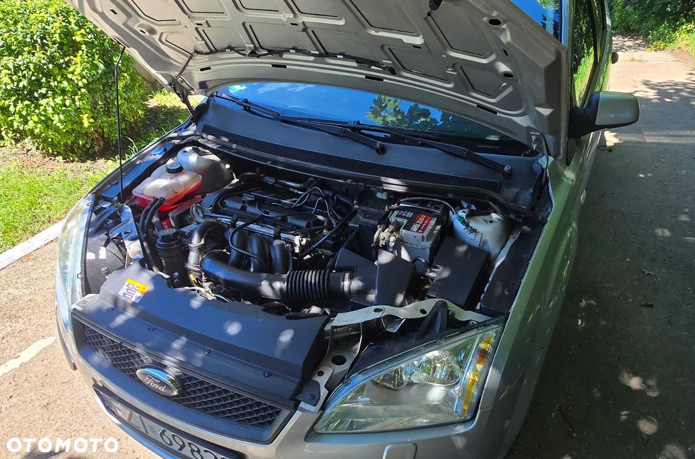 Ford Focus 1.6 16V Titanium - 7