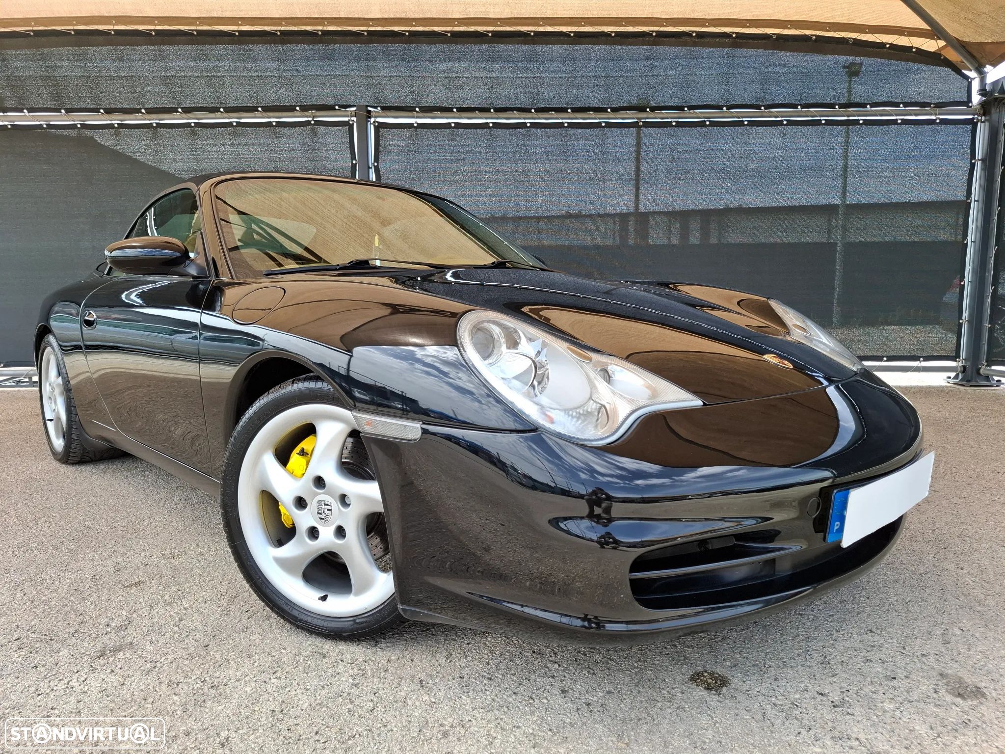 Porsche 911 (996) Carrera Cabrio - 1