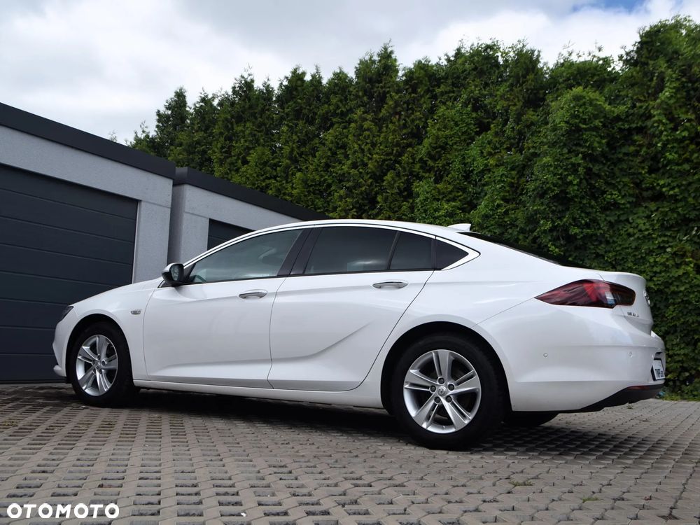 Opel Insignia 1.5 T Elite S&S - 31