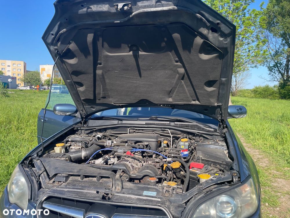 Subaru Legacy - 14