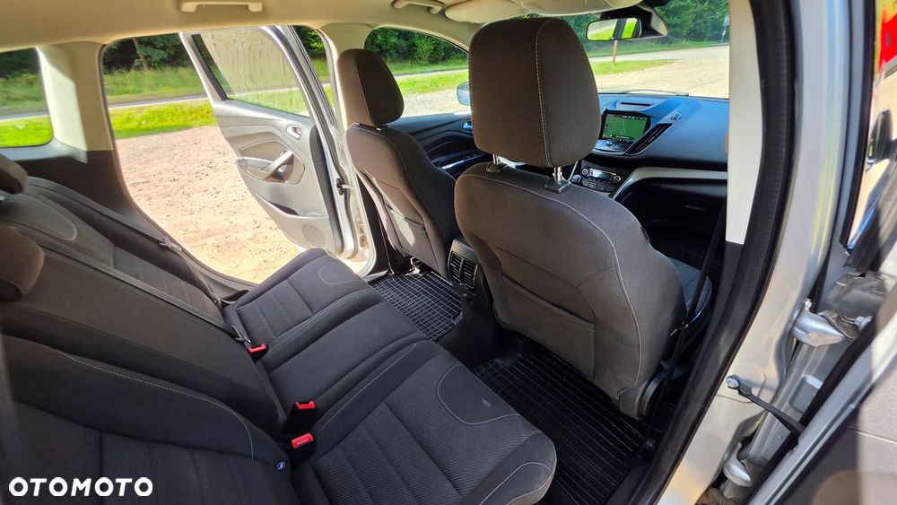 Ford Kuga 2.0 TDCi 4x4 SYNC - 33