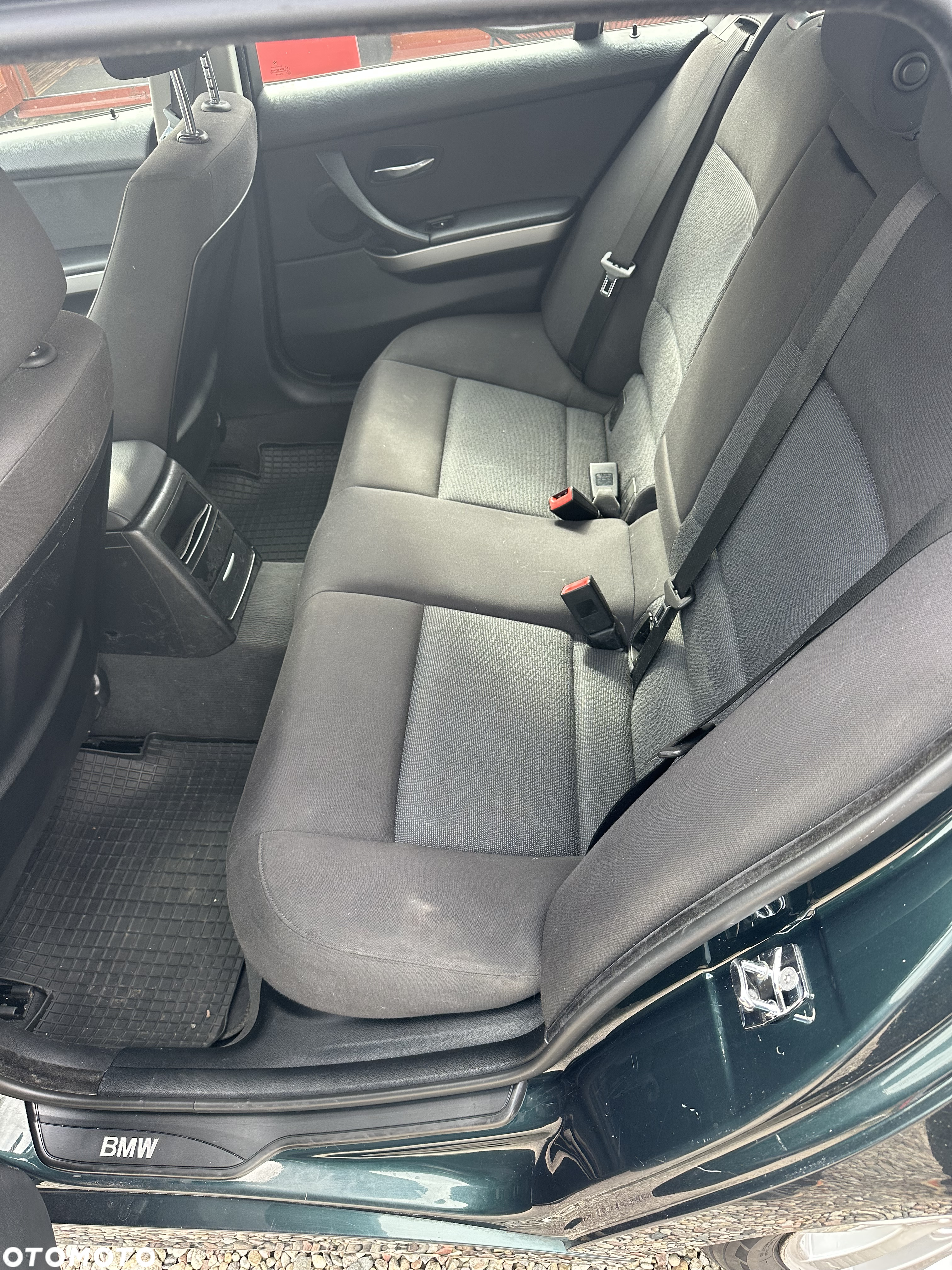 BMW Seria 3 320d DPF Touring - 8