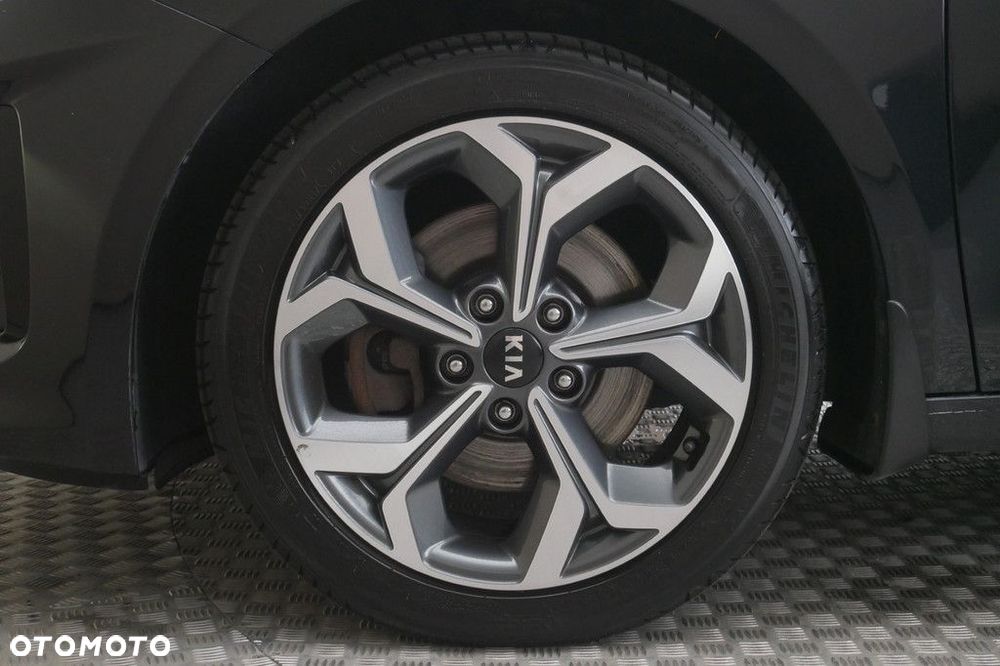 Kia Ceed - 14
