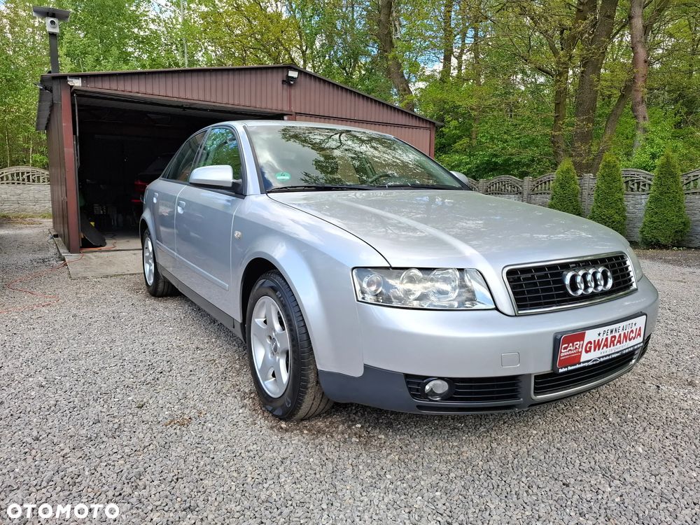 Audi A4 Limousine 1.6 - 5