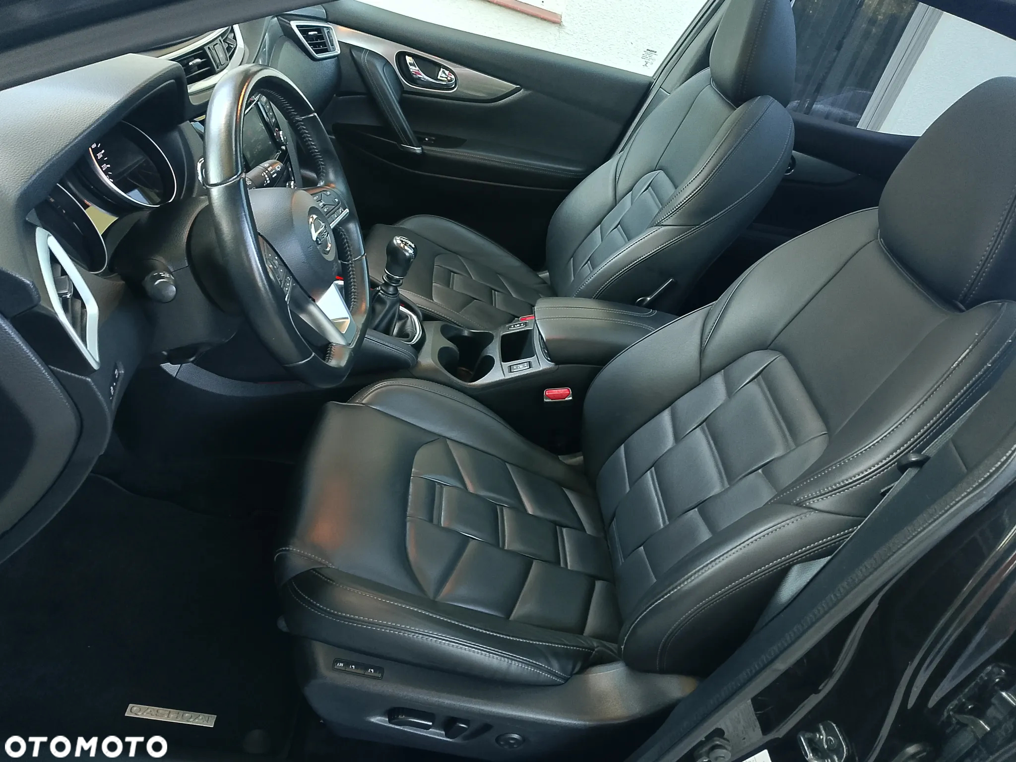 Nissan Qashqai 1.3 DIG-T Tekna+ - 22