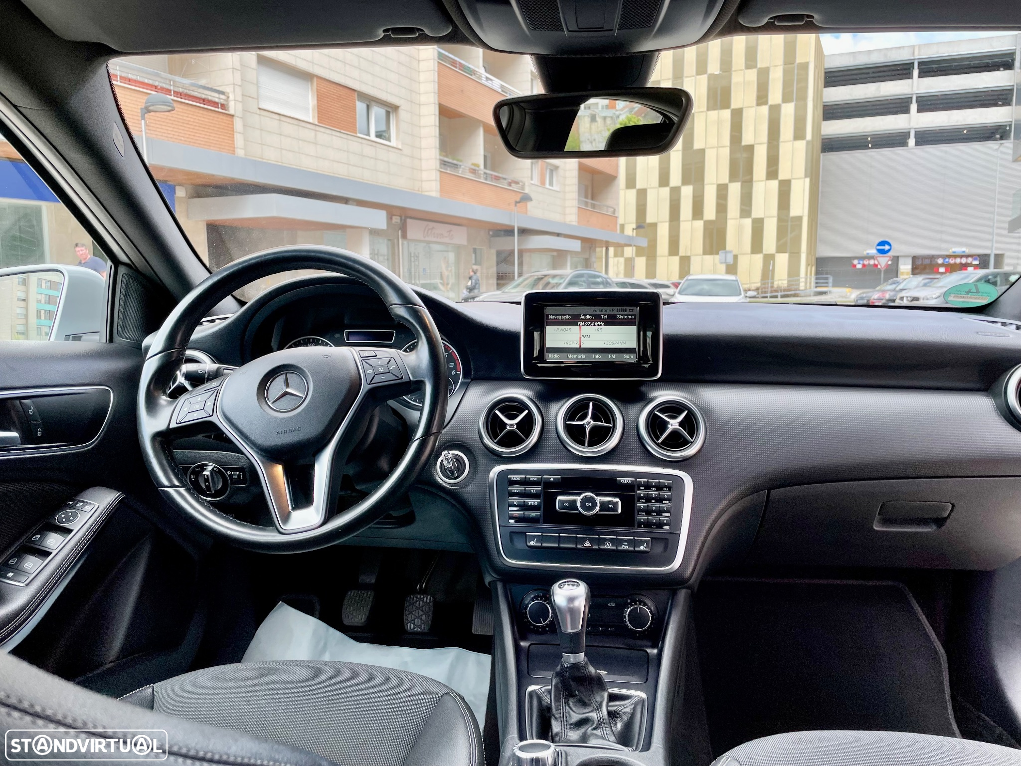 Mercedes-Benz A 180 - 9