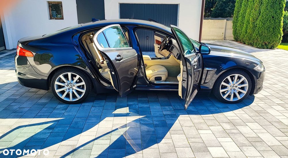 Jaguar XF 3.0 V6 Diesel S Premium Luxury - 18