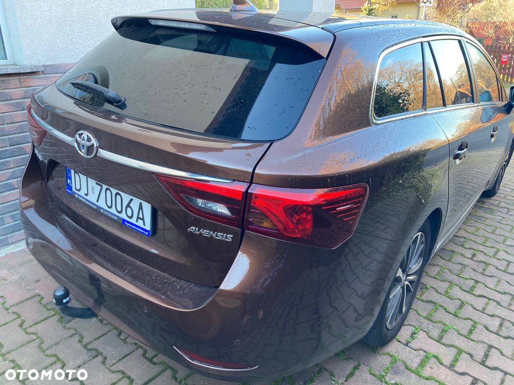 Toyota Avensis 1.8 Premium - 2