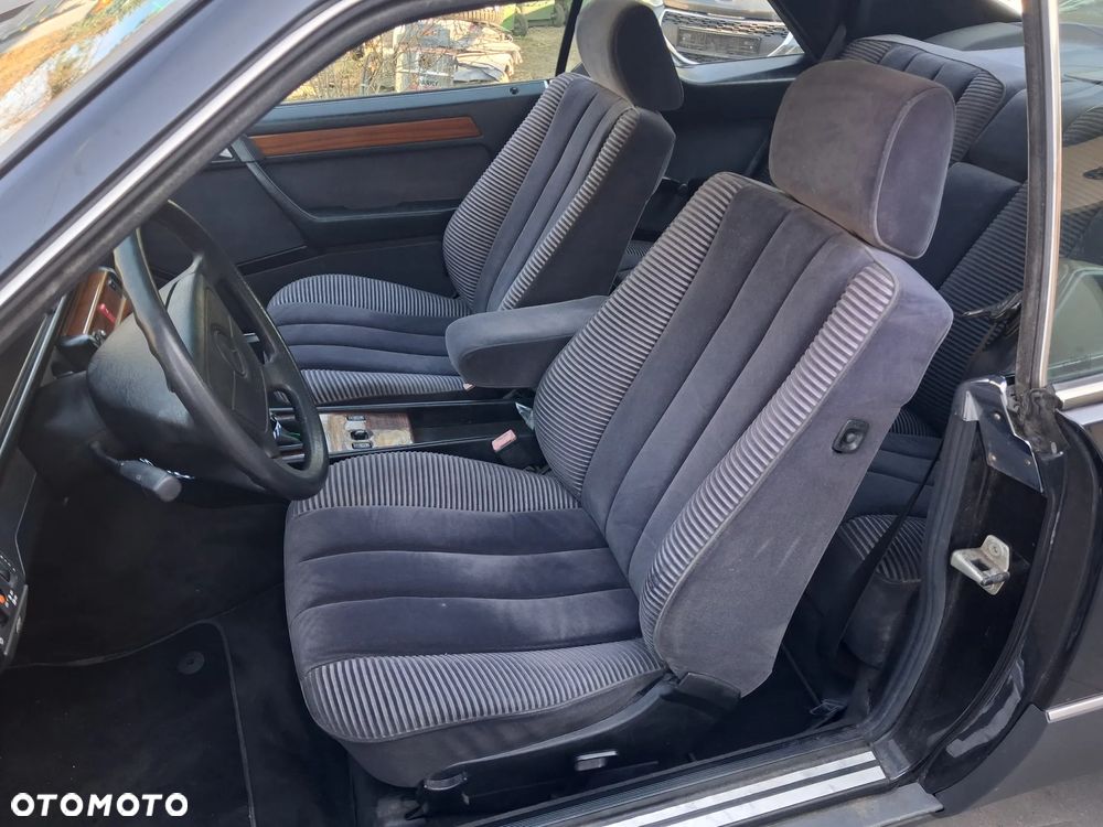 Mercedes-Benz Klasa E - 5