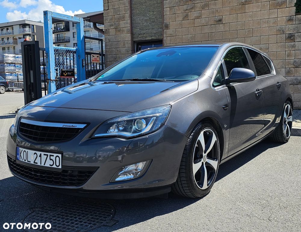 Opel Astra 1.6 T Cosmo - 3