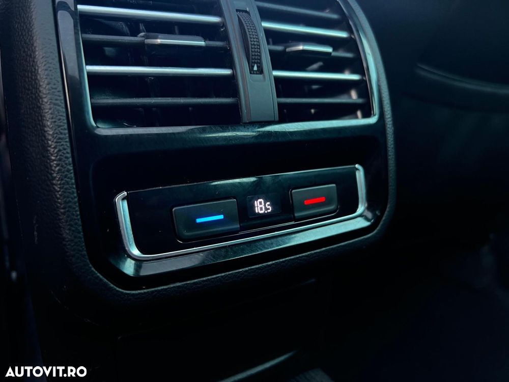 Volkswagen Passat Alltrack - 33