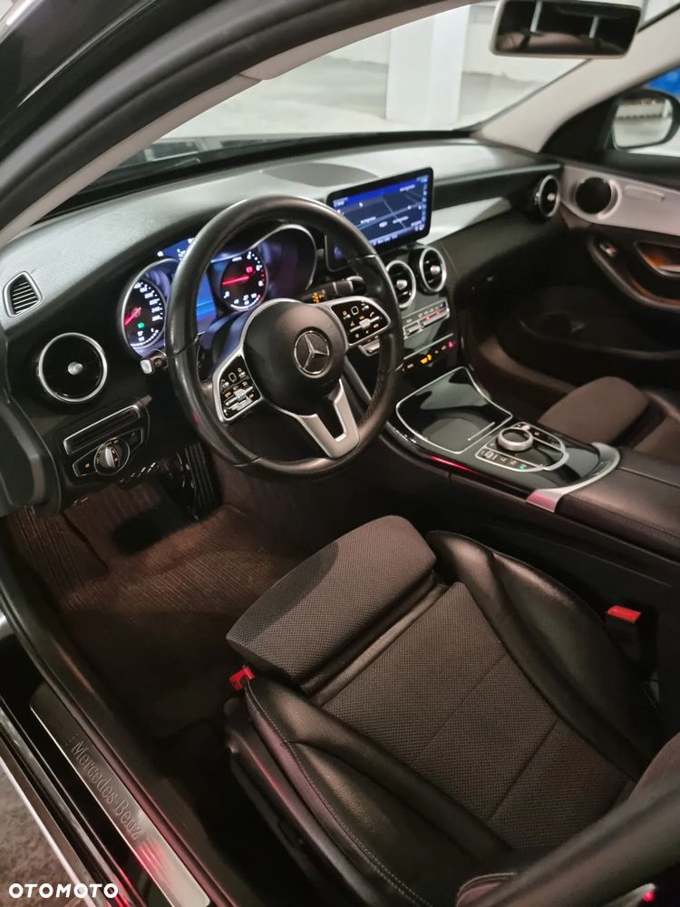 Mercedes-Benz Klasa C 220 d 9G-TRONIC - 3